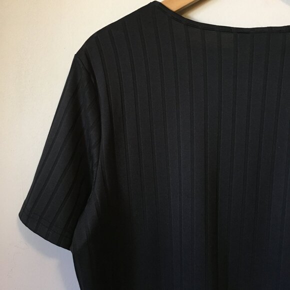 Vintage Tradition Canadian Made Black Stretchy Ribbed Referee T-Shirt - Picture 6 of 14